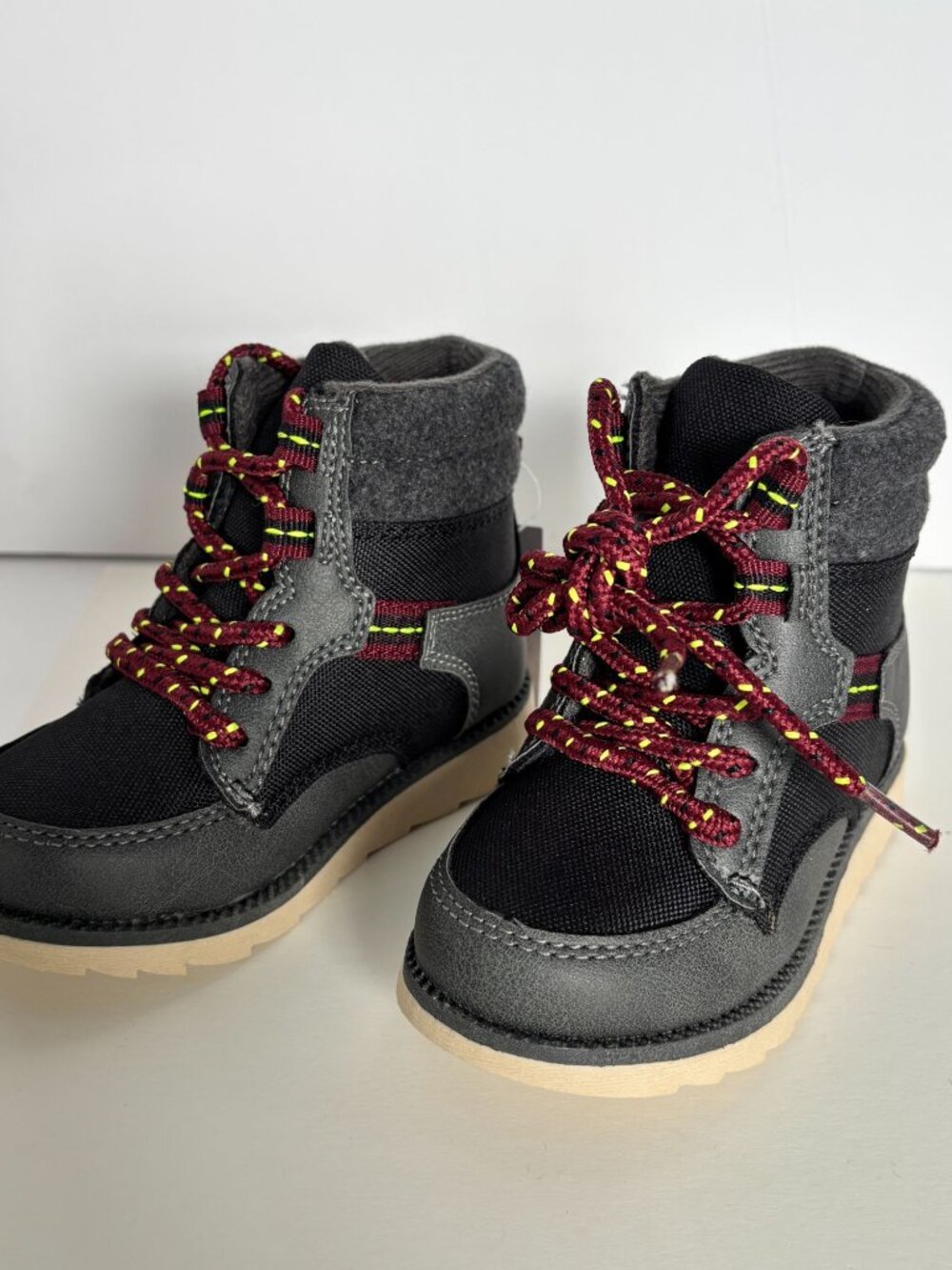 OshKosh B'gosh Toddler Boys Shoes Boots Hunter Grey Casual Fall Winter Sz 6 6T - Picture 2 of 14